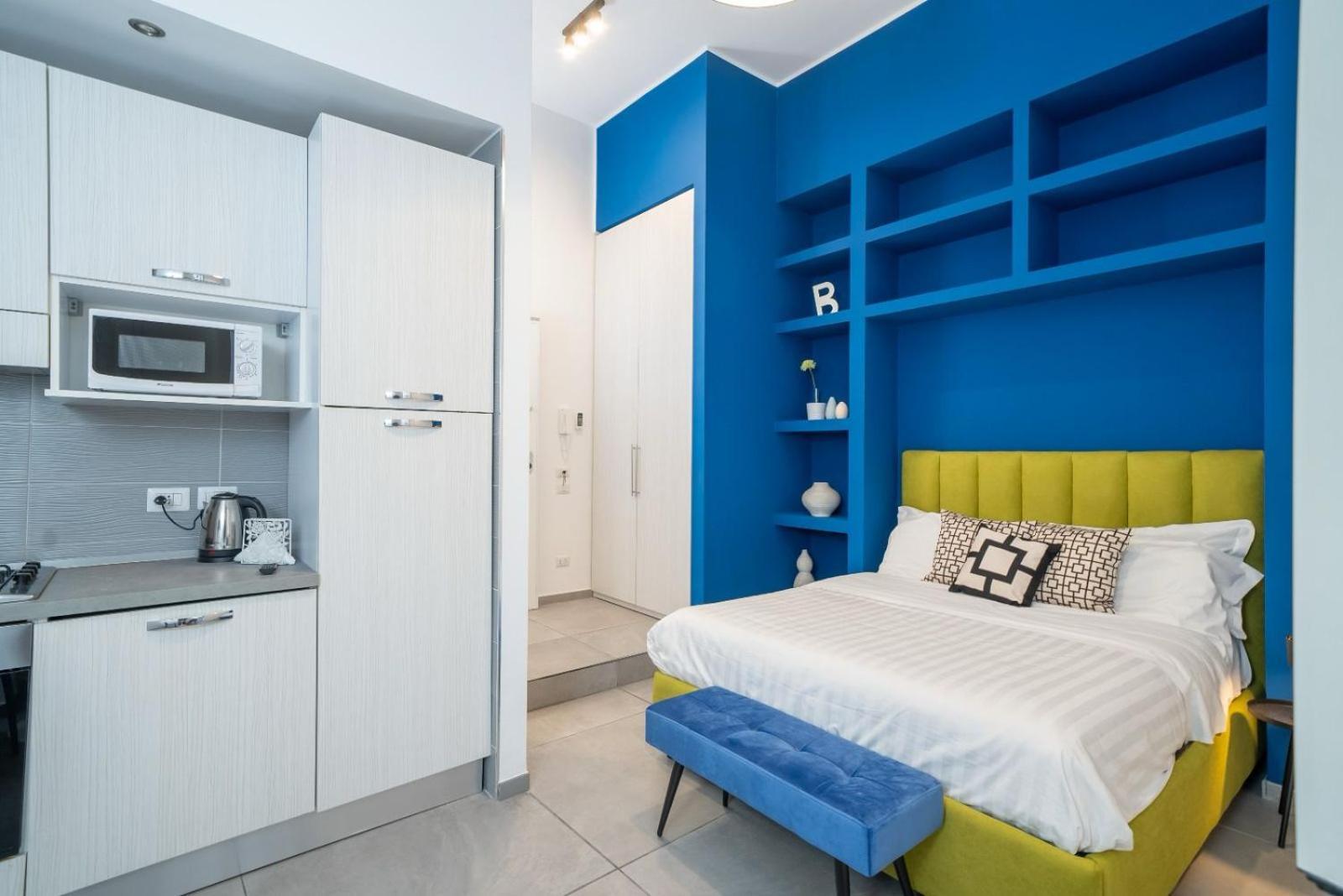 Bovio Boutique Studio Apartment نابولي الغرفة الصورة